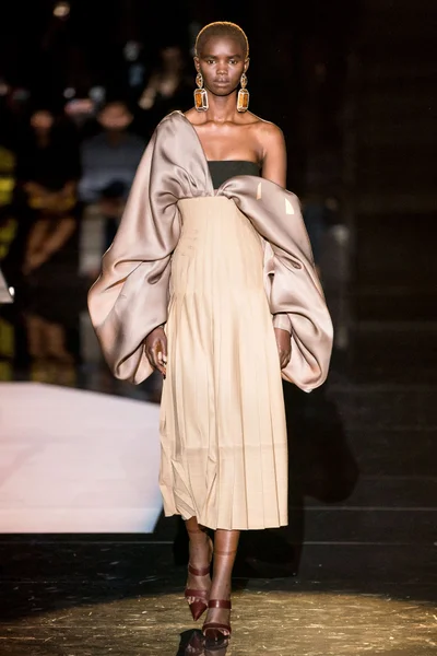 Look 2